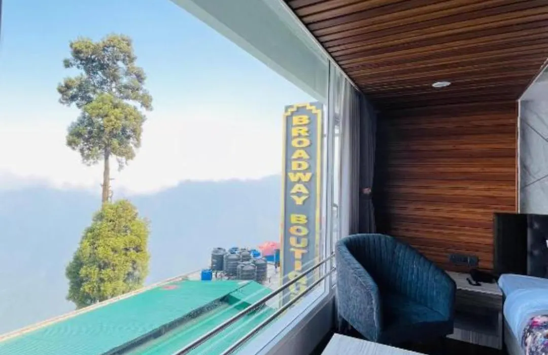 Hotel Broadway Boutique Mall Road Darjeeling - A Luxury Collection - Best Seller-1