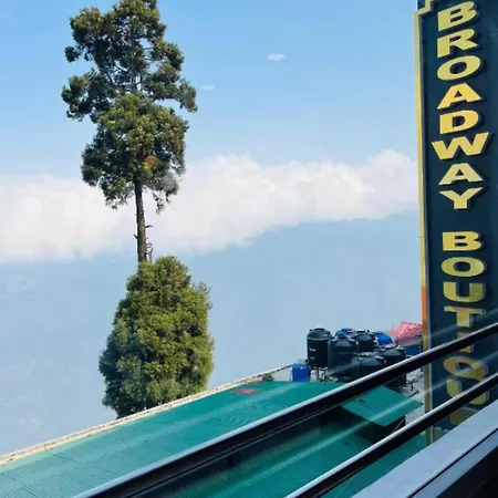 Hotel Broadway Boutique Mall Road Darjeeling - A Luxury Collection - Best Seller-2